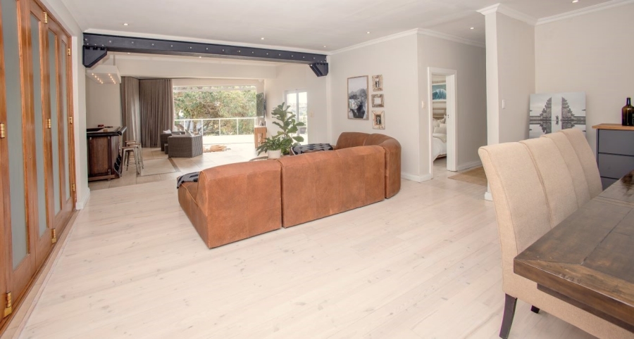 5 Bedroom Property for Sale in Nahoon Eastern Cape